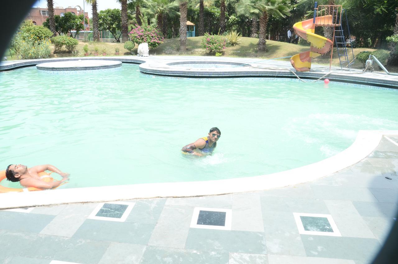 Magsons Resorts Kosi Luaran gambar